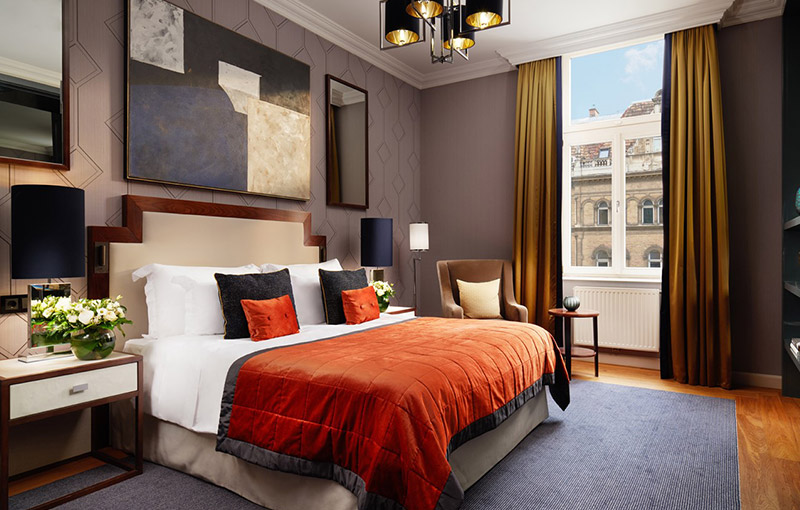 Corinthia Grand Hotel