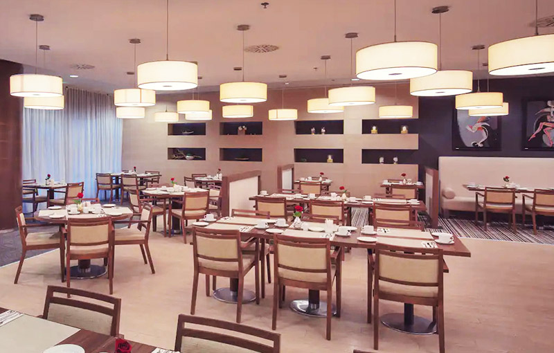 DoubleTree by Hilton Hotel Kosice餐廳