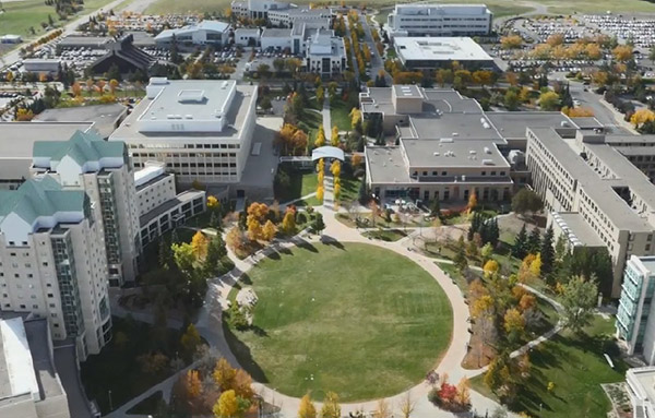 瑞吉納大學