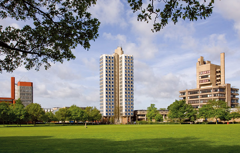 萊斯特大學