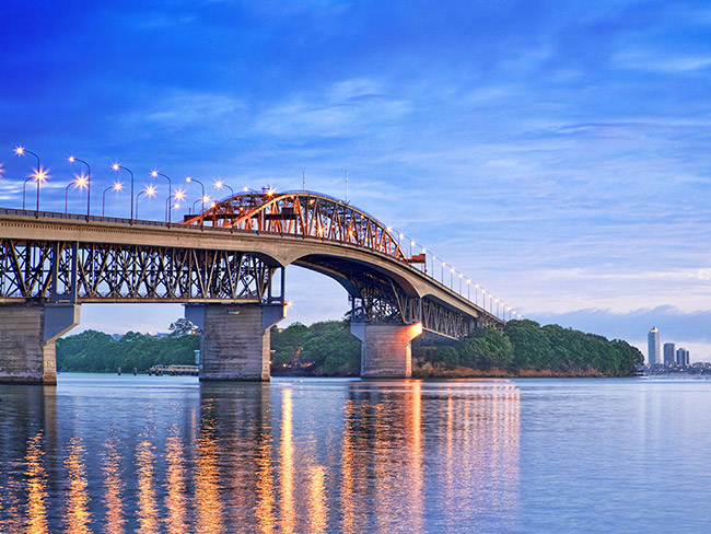 奧克蘭海灣大橋